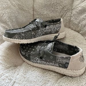 Hey Dude Wendy Patch